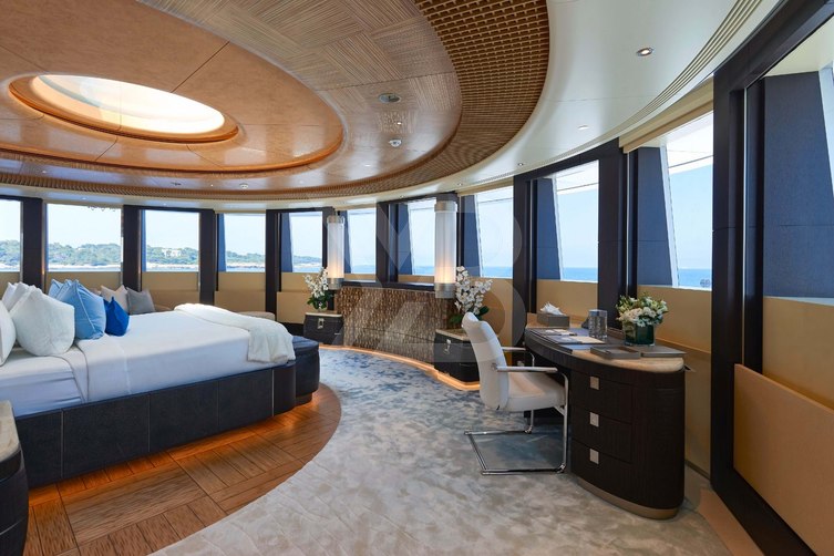 Barbara yacht interior 12