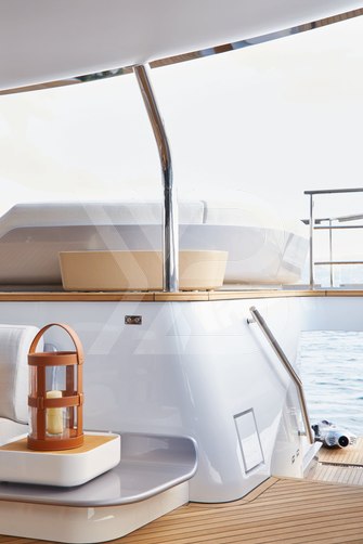 Shabby yacht interior 76