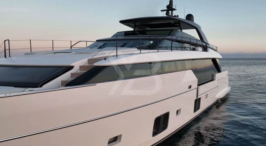 Paname yacht exterior 4