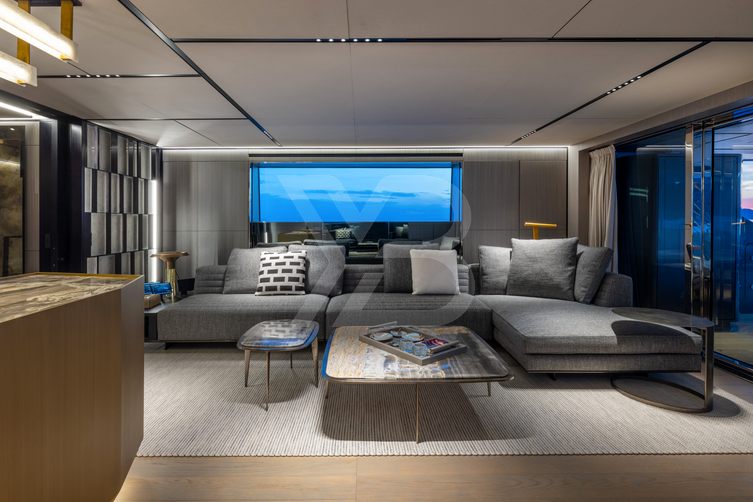 Bel1 yacht interior 6