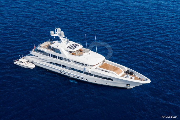 Rock.It yacht exterior 5