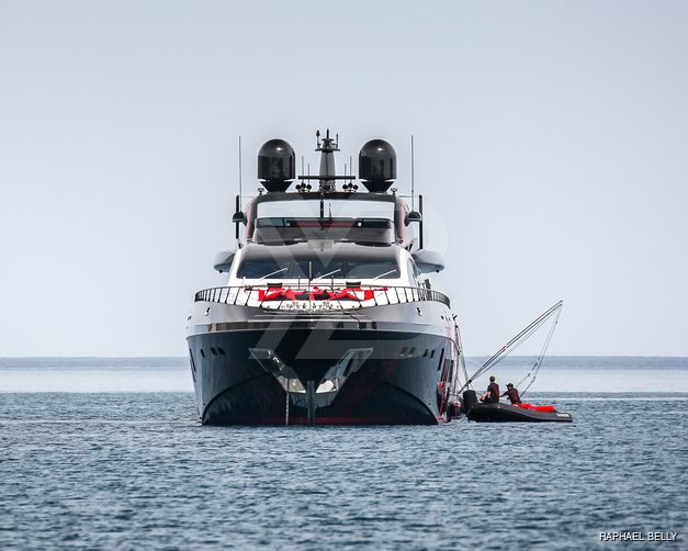 Black Legend yacht exterior 9