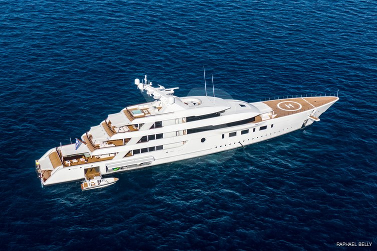 Bliss yacht exterior 6