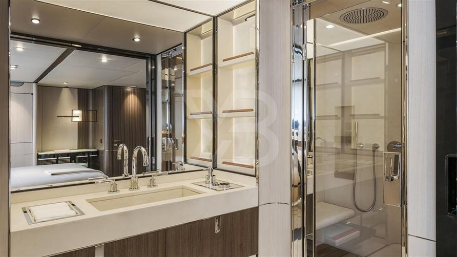 Endeavour 2 yacht interior 12