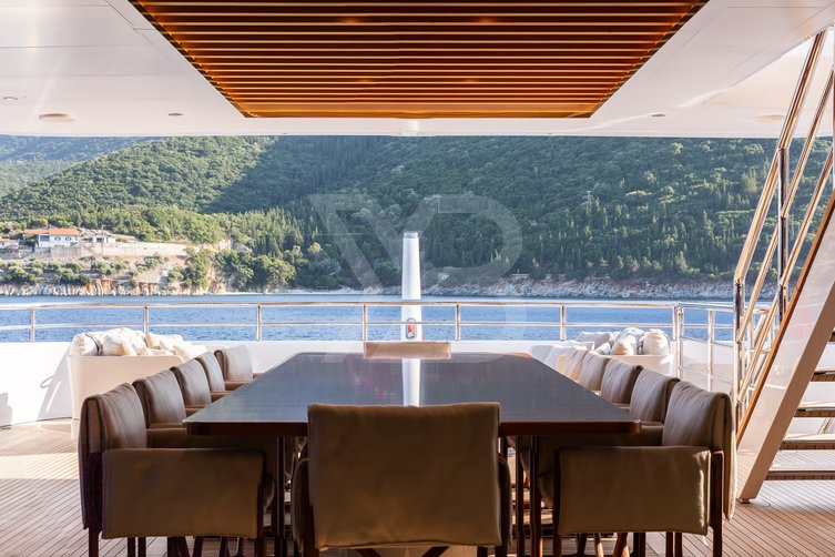 Alunya yacht interior 5