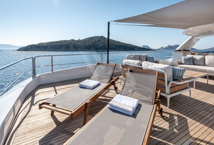 Tubabu yacht exterior 3