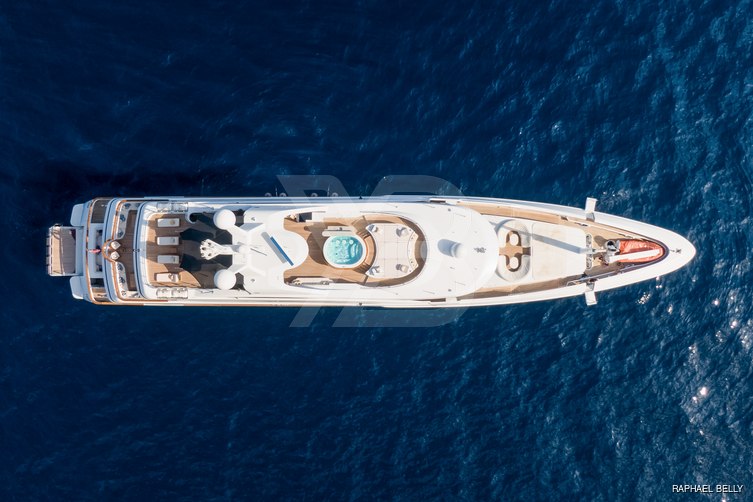 La Blanca yacht exterior 26