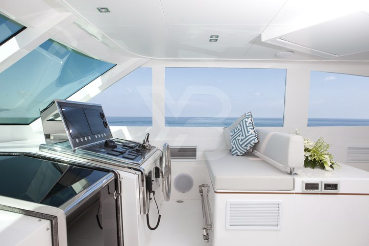 Wild Duck yacht interior 30