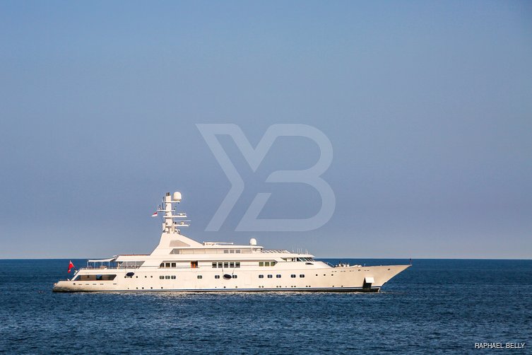 Grand Ocean yacht exterior 2