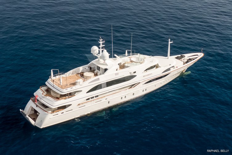 Christina V yacht exterior 9