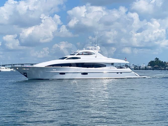 Serenity yacht exterior 3