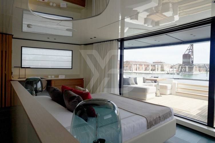 Acali yacht interior 11