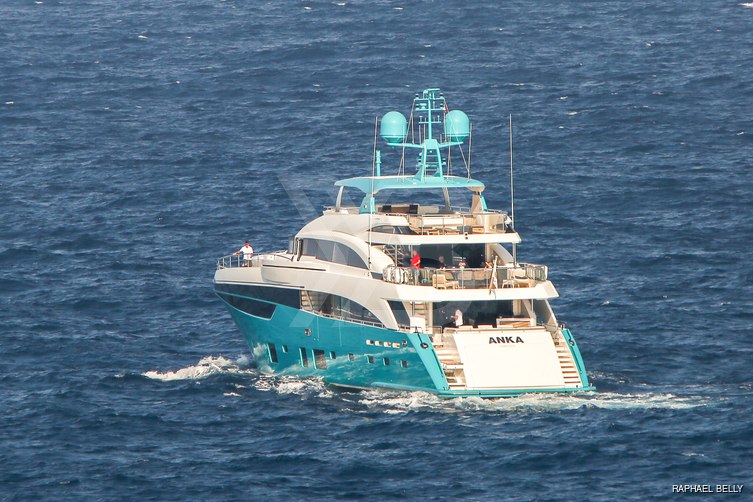 Mahoenui yacht exterior 3