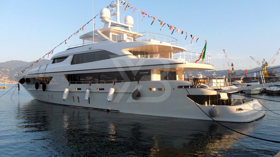 PICK UP Yacht - 46m Sanlorenzo 2011 | YachtBuyer