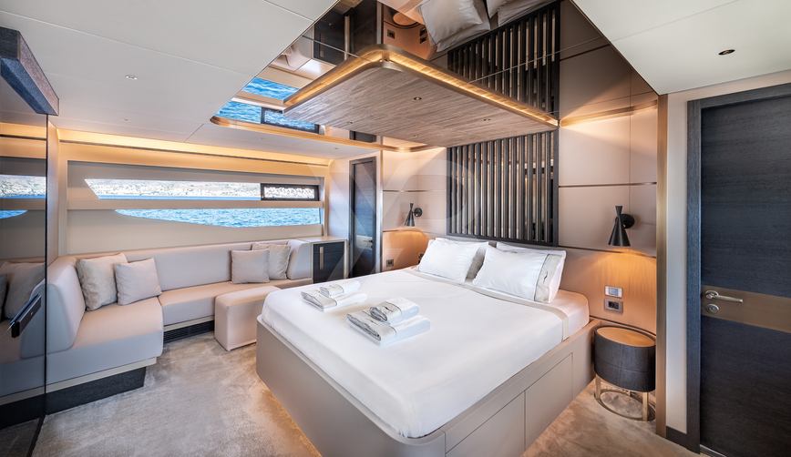 Tubabu yacht interior 12