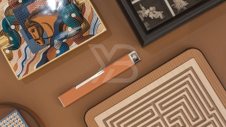 Haze² yacht interior 15