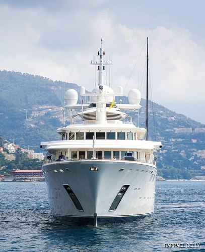 Tatoosh yacht exterior 3