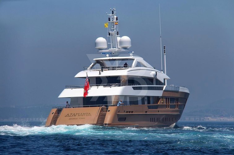 Azamanta yacht exterior 6