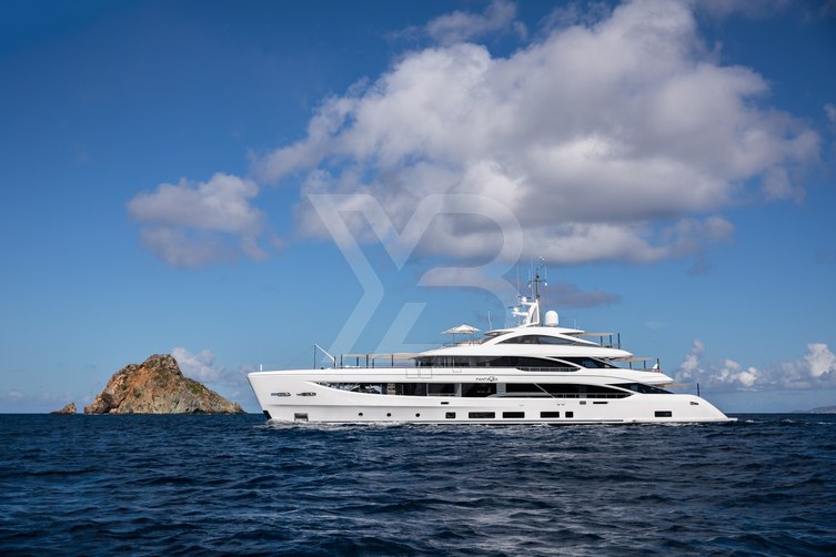 Fantasea yacht exterior 5