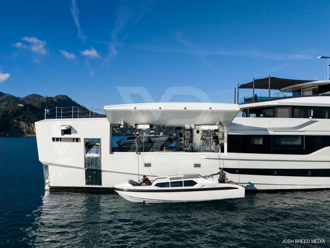 Diamond Binta yacht exterior 33