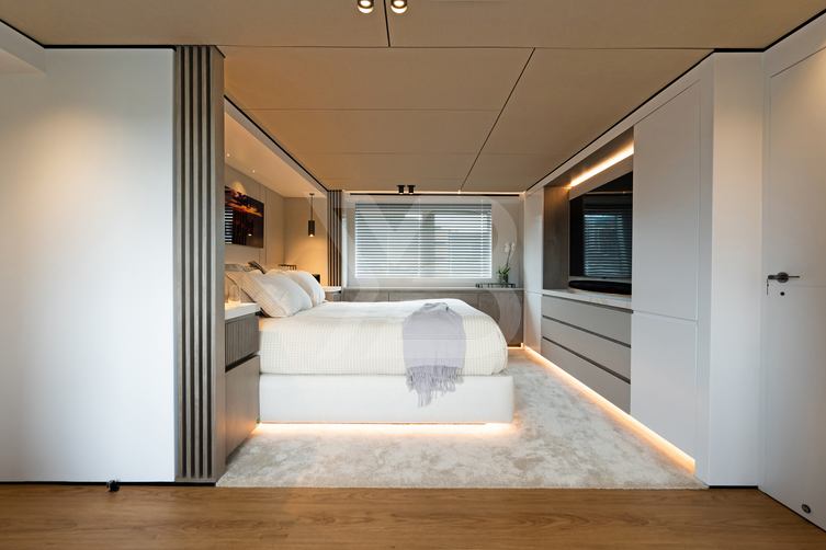 Queen Tati yacht interior 21