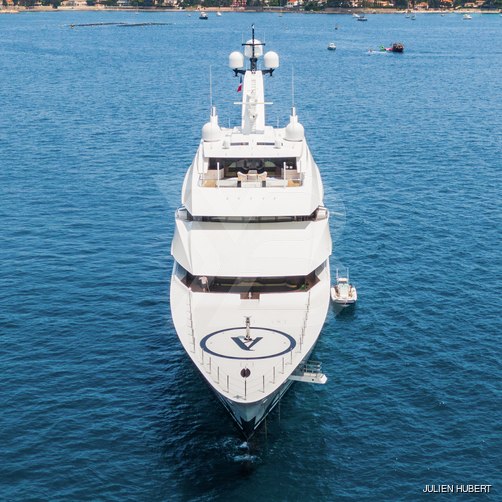 Avantage yacht exterior 50