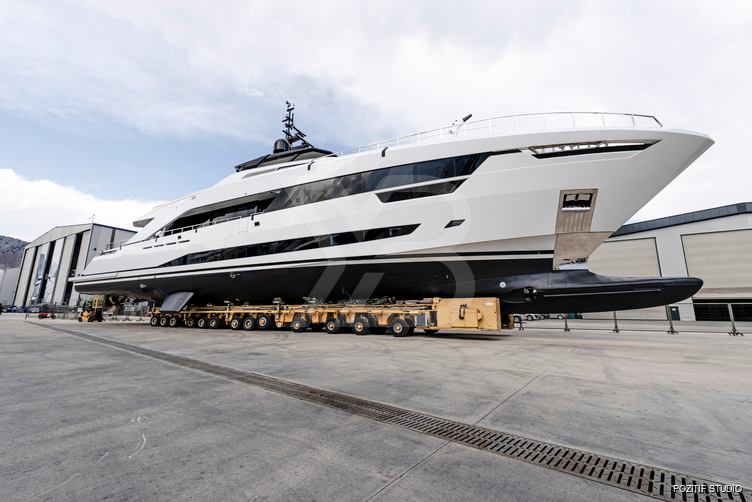 Ximena yacht exterior 7