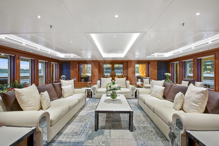 Boadicea yacht interior 9