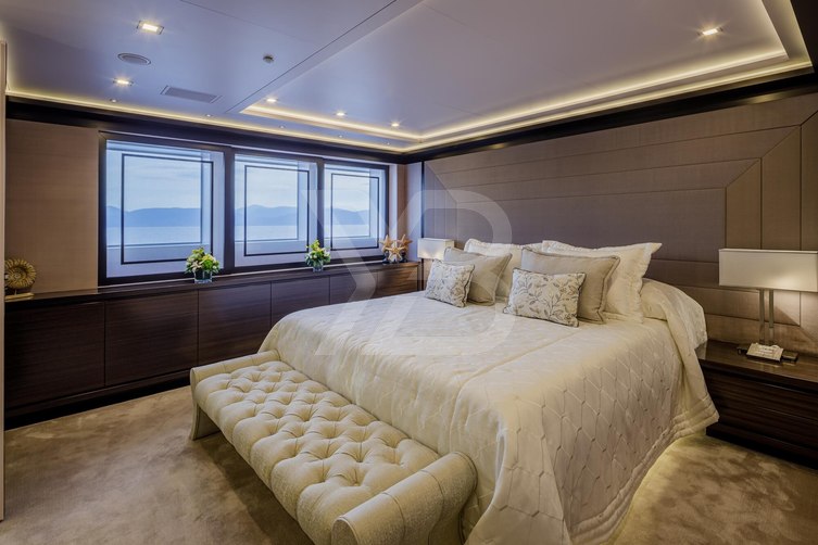 Lady Vera yacht interior 35