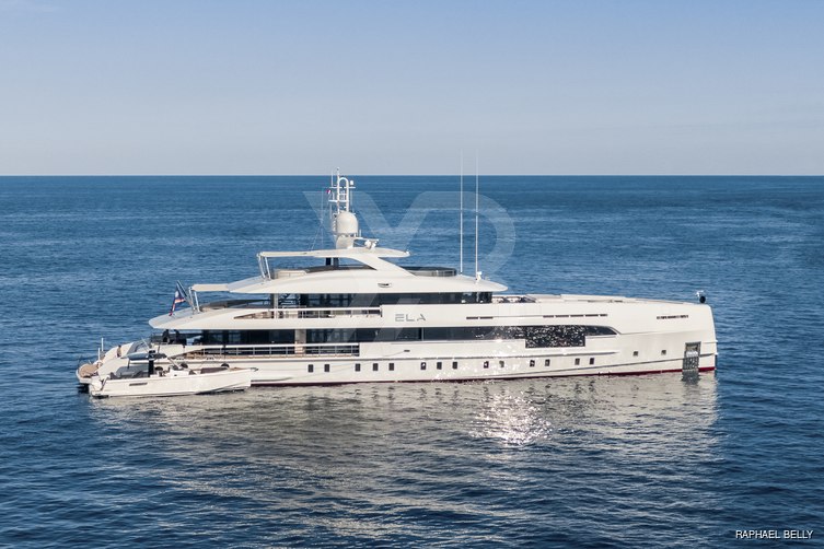 Ela yacht exterior 38