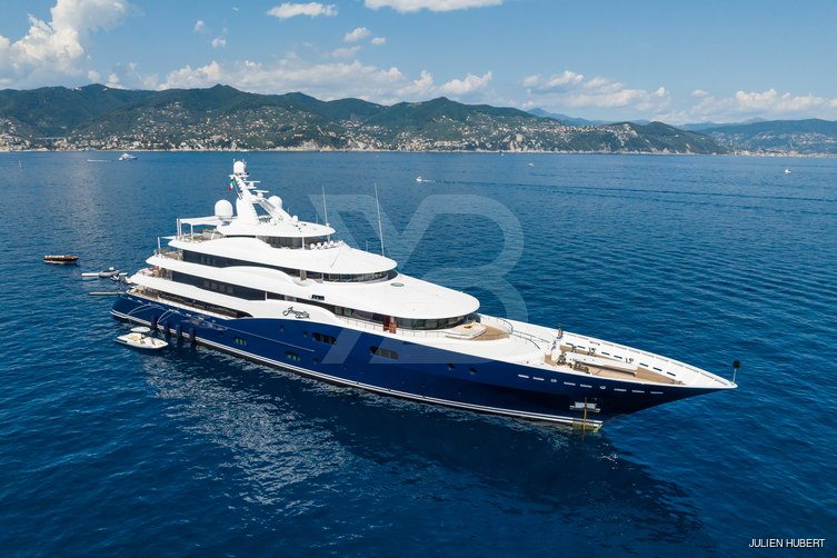 Amaryllis yacht exterior 16