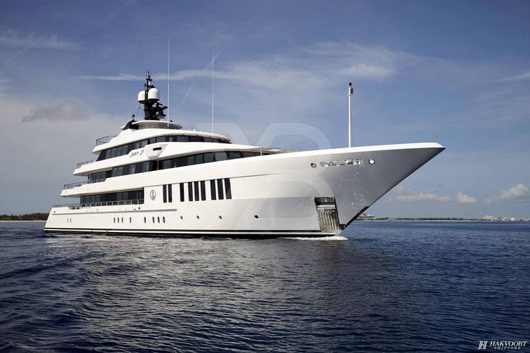 Just J’s yacht exterior 2