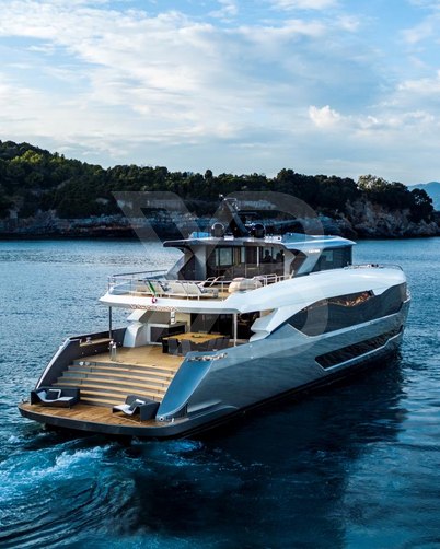 Lady Nina yacht exterior 29