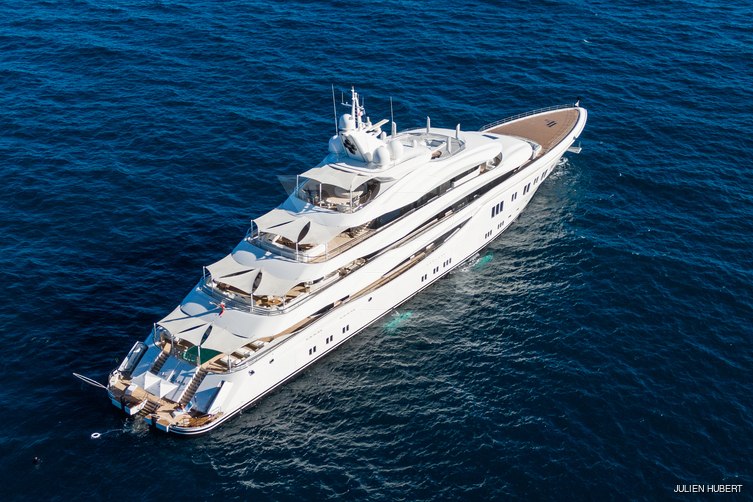 Lady Lara yacht exterior 9