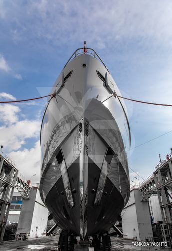 Singolare yacht exterior 3