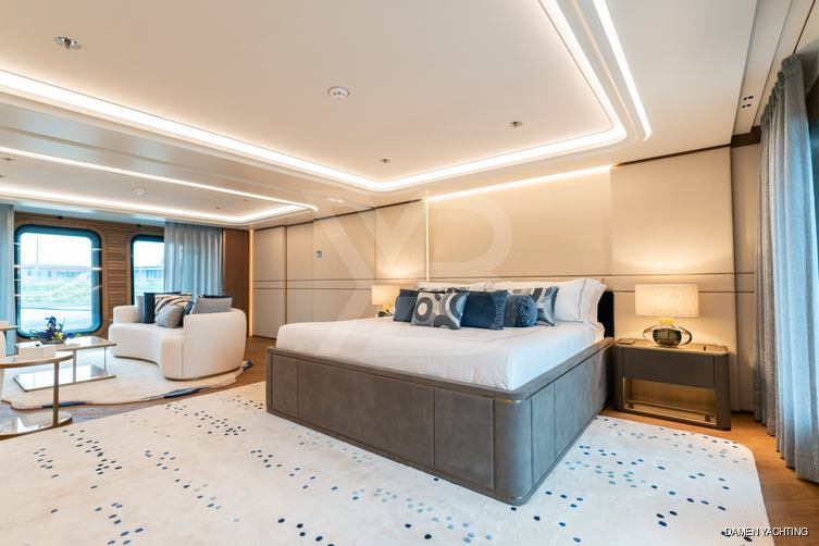 Moonstone yacht interior 10