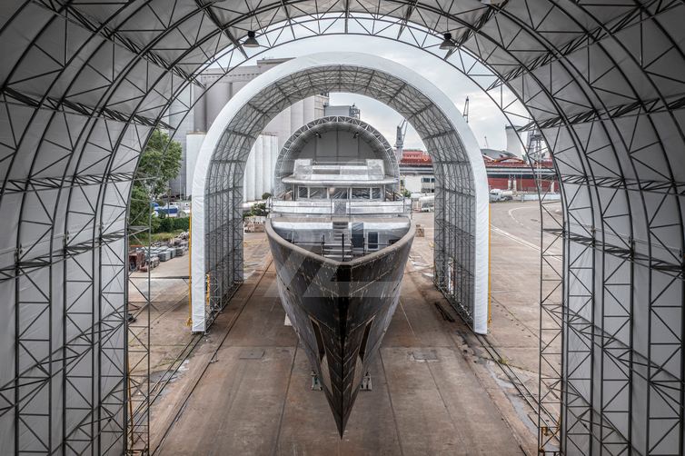 Project Thunderball yacht interior 4
