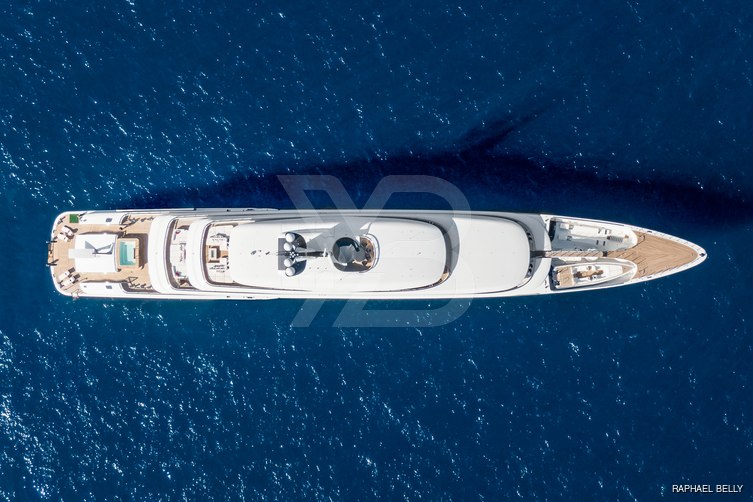 IJE yacht exterior 27