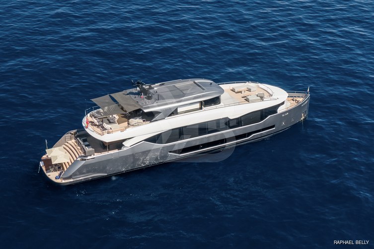 Lady Nina yacht exterior 32