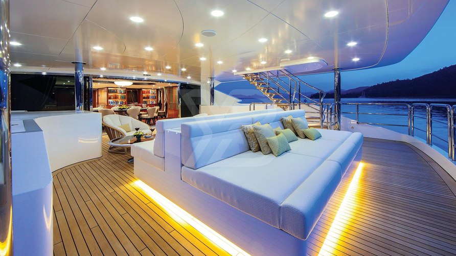 Vica yacht interior 5