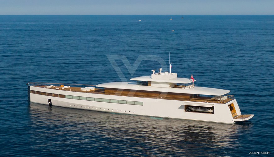 Venus yacht exterior 18