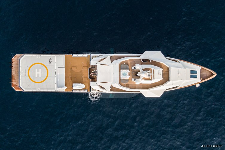 La Datcha yacht exterior 36