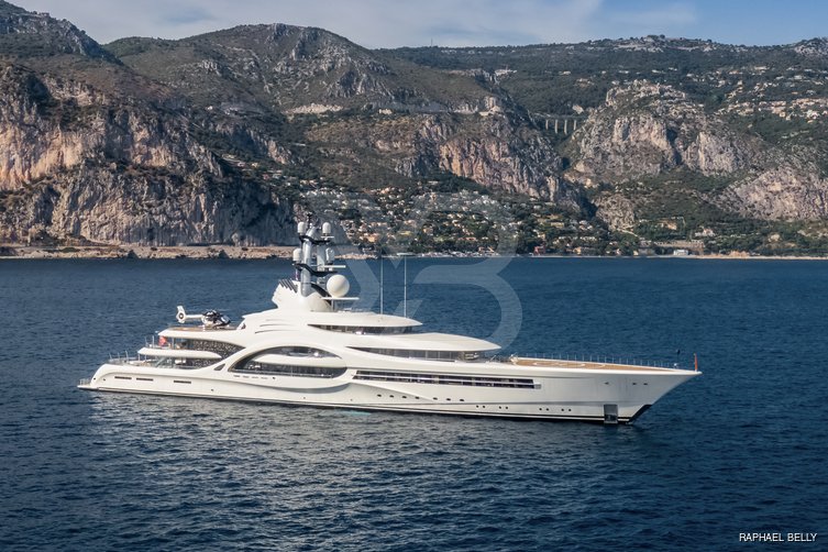 Ambassador yacht exterior 25