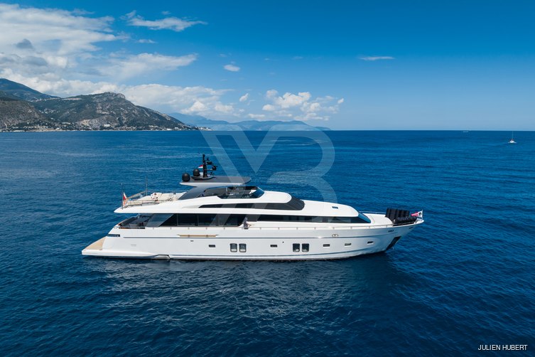 Phantom yacht exterior 2