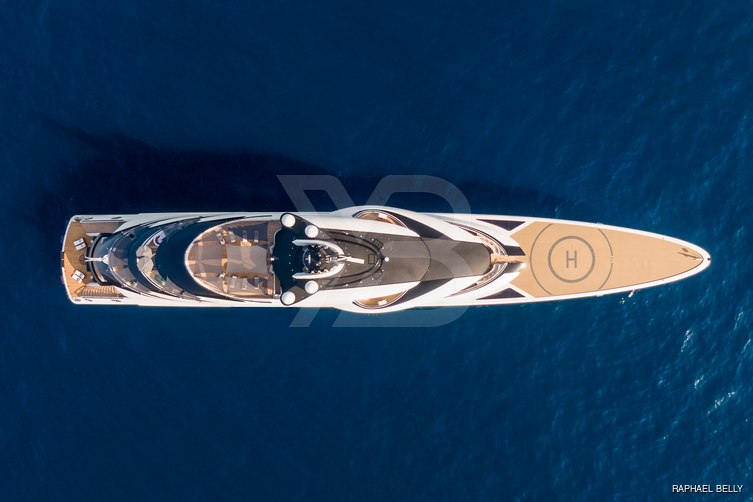 Ahpo yacht exterior 15