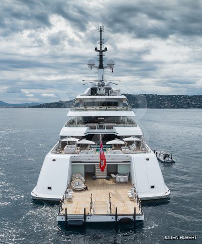 Vava II yacht exterior 6