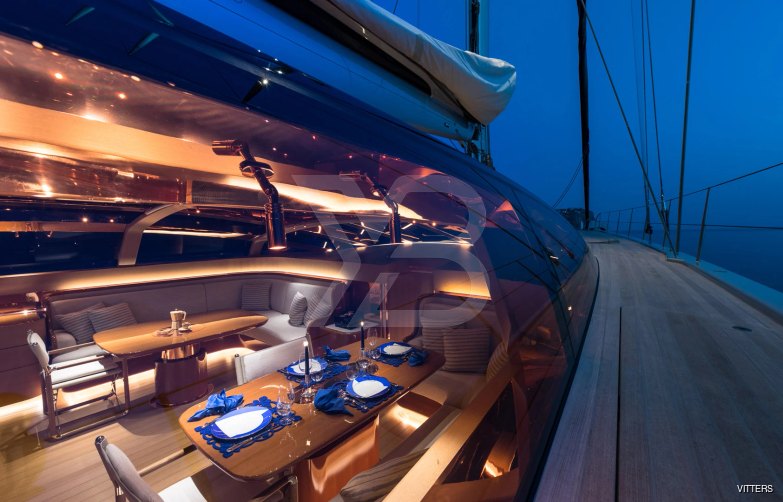 Ribelle yacht interior 4