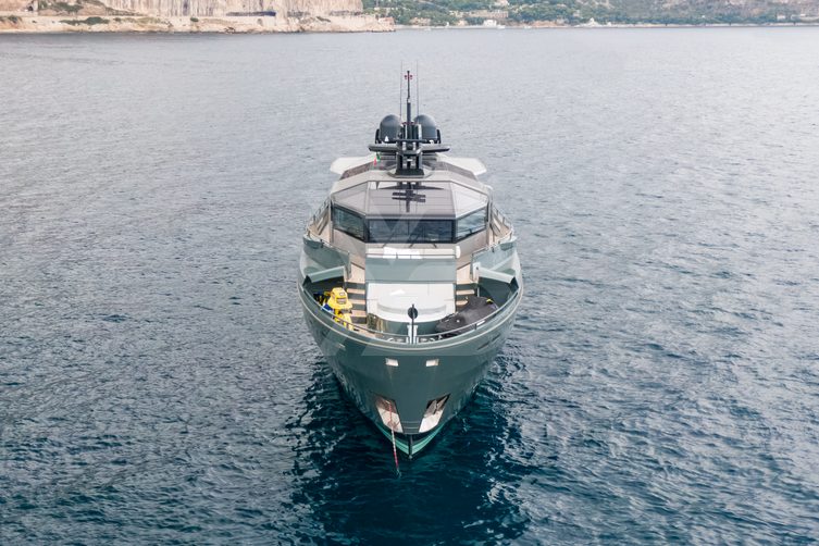 Fan Shun 6 yacht exterior 3