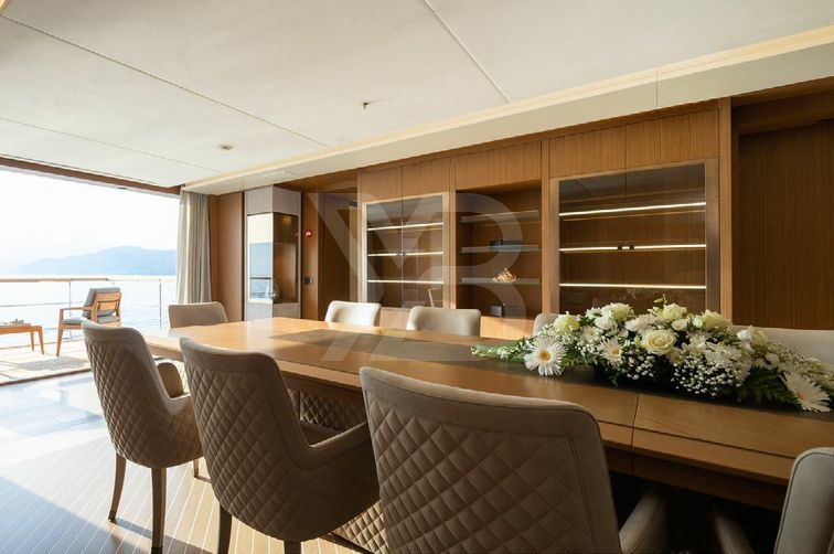 Alfa yacht interior 10