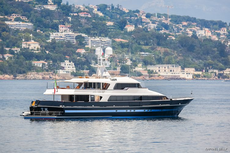 T.M. Blue One yacht exterior 5